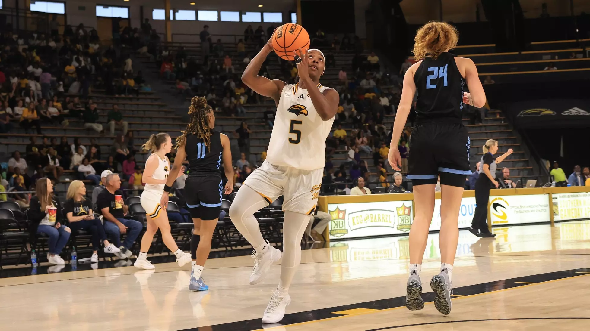 Women’s Basketball action In a game between the Southern MissGolden Eagles and the Mississippi College in a NCAA Football game. November 8, 2024 (Joe Harper/bgnphoto.com)