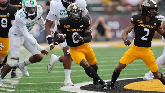 Football Action In a game between the Southern Miss Golden Eagles and the Marshall Thundering Herd in a NCAA Football game. November 9, 2024 (Joe Harper/bgnphoto.com)
