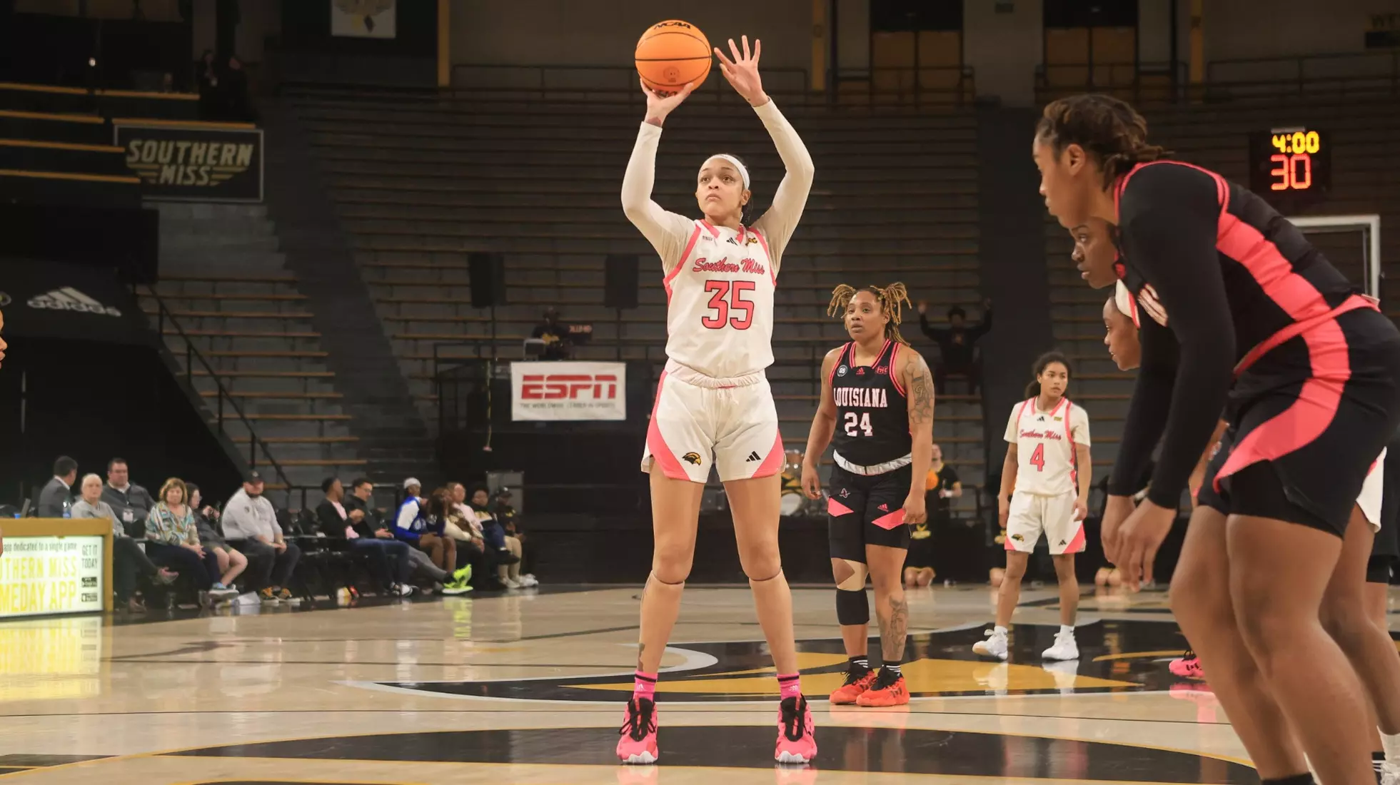 Southern Miss Lady Eagles forward Asjha Leake (35) with a foul shot in a game between the Southern Miss Golden Eagles and the Louisiana Ragin Cajuns in a NCAA Women's Basketball game. February 01, 2024. (Joe Harper/bgnphoto.com)