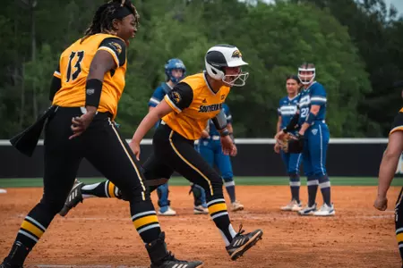 Lauren Lindsey Home Run 4/14 vs. Georgia State
