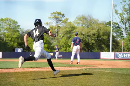 Dalton McIntyre reaches for the fourth time against South Alabama