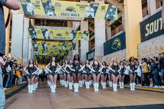Dixie Darlings