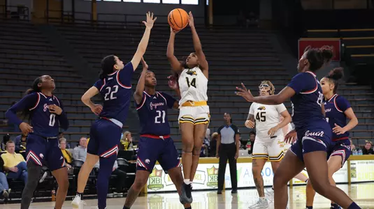 Southern Miss Lady Eagles guard Nyla Jean (14) goes up for a shot In a game between the Southern Miss Golden Eagles and the South Alabama Jaguars in a NCAA Women’s basketball game. January 18, 2025 (Joe Harper/bgnphoto.com)