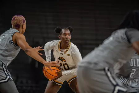 Je'Mya Evans (20) in action against Old Dominion