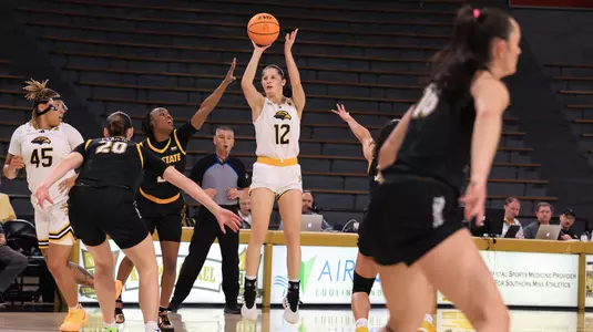 Southern Miss Lady Eagles guard Morgan Sieper (12) shoot the basketball In a game between the Southern Miss Golden Eagles and Aop State in a NCAA Women’s basketball game January 4, 2025 (Joe Harper/bgnphoto.com