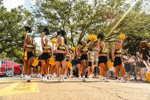 2024 Football Cheerleaders