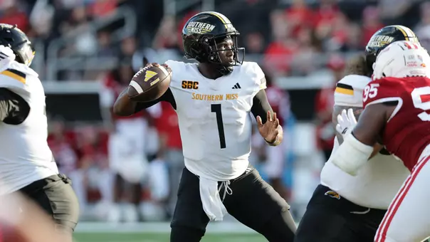 Southern Miss Golden Eagles quarterback Braylon Braxton (1) throws a pass  In a game between Southern Miss and Louisiana  and  in the NCAA  Football game.  October 18, 2025 (Joe Harper/bgnphoto.com)