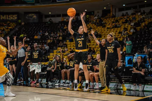 Carly Keats makes a three against Southeastern