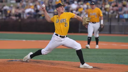 Southern Miss. pitcher Michael Fowler (21) throws a pitch in a game between the Southern Miss Golden Eagles and South Alabama in the NCAA baseball game. March 30, 2025 (Joe Harper/bgnphoto.com)