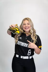 Softball Maddelin Moody
