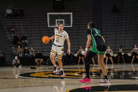 Carly Keats moves against Marshall