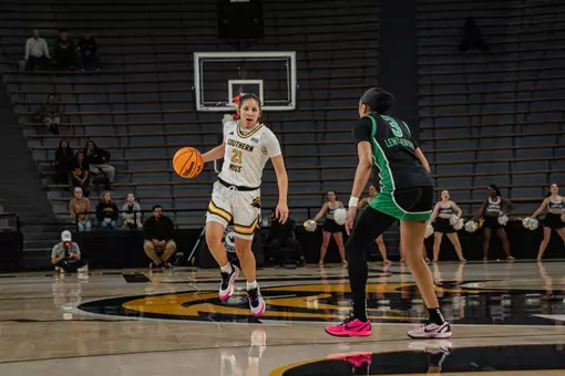 Carly Keats moves against Marshall