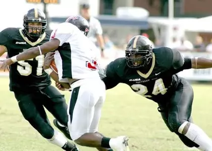 Rod Davis - Linebacker
