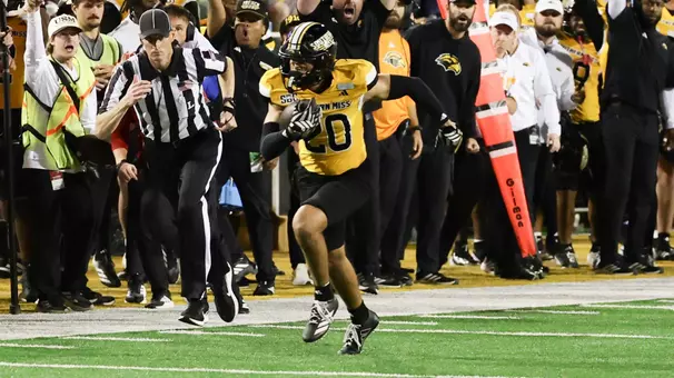 Southern Mississippi Golden Eagles defensive back Kolby Peavy (20) with a pick six in a NCAA Football game between Southern Miss Golden Eagles and Louisiana Ragin Cajuns at Carlisle-Faulkner Field at Renasant Stadium. October 24, 2026 (Joe Harper/bgnphoto.com)