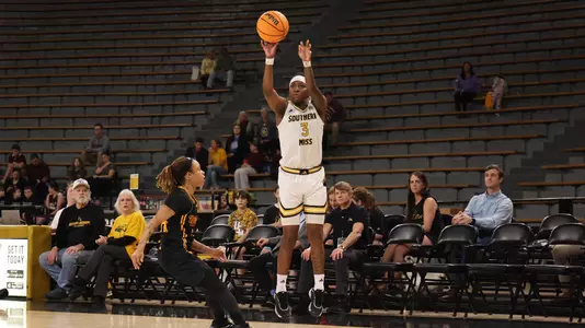Basketball action in a game between Southern Miss and ULM in a NCAA Women’s Basketball game. February 12, 2026 (Joe Harper/bgnphoto.com)