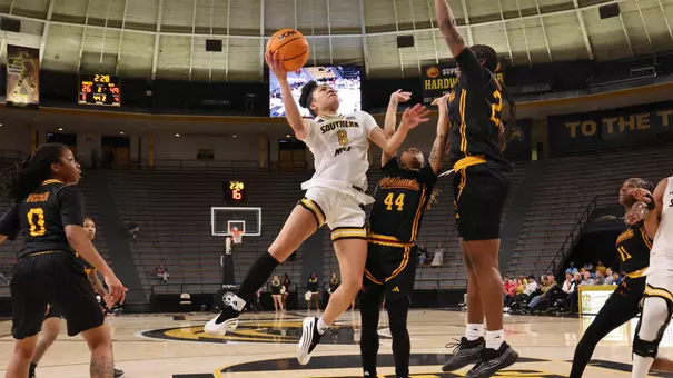 Basketball action in a game between Southern Miss and ULM in a NCAA Women’s Basketball game. February 12, 2026 (Joe Harper/bgnphoto.com)