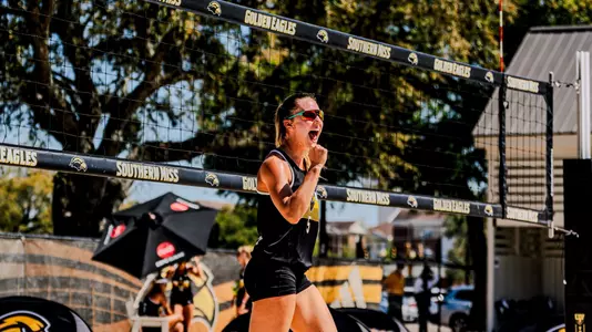 Iustina Corcoz celebrates at the Spring Break Slam