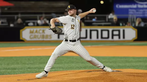 Southern Mississippi Golden Eagles pitcher Kros Sivley (12) throws a pitch in a game between Southern Miss and North Alabama in a NCAA Baseball game. March 06, 2026 (Joe Harper/bgnphoto.com)