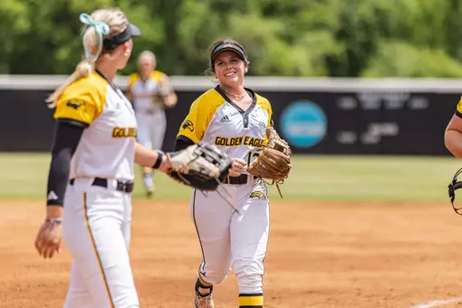 Nealy McManus running to mound visit