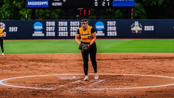 Madilyn Graham pitching at Ole Miss