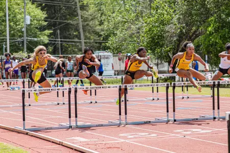 Golden Eagle hurdles at Southern Miss Invite in 2026