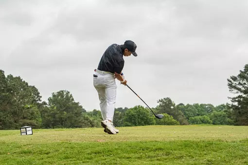 Supakorn Amornchaichan teeing off