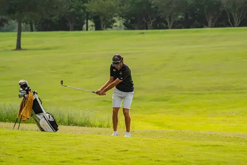 Jake Moffitt chipping