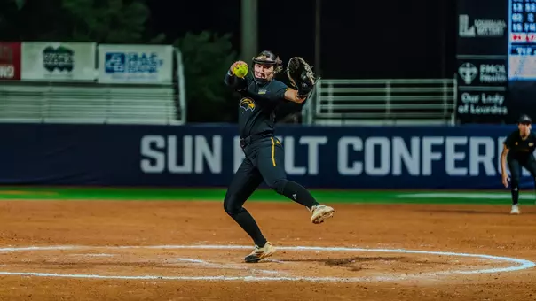 McCall Davis pitching at the SBC Tournament