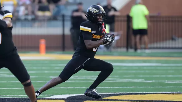 Southern Mississippi Golden Eagles wide receiver AJ Little (8) returns the punt in a NCAA game between Southern Miss Golden Eagles and Alcorn State Braves at Carlisle-Faulkner Field at Renasant Stadium. September 5, 2026 (Joe Harper/bgnphoto.com)