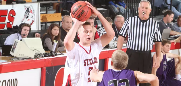 Men's Basketball Falls to Michigan State, 62-49 in Exhibition Game Image