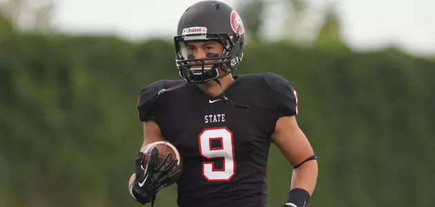 Huskies Claim 36-24 Win Over Minnesota, Crookston Image