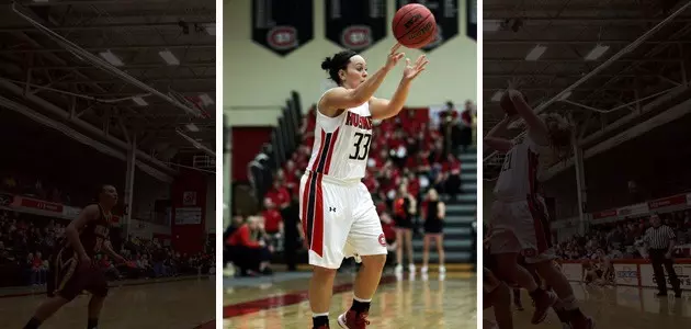 WBB Rae Moen