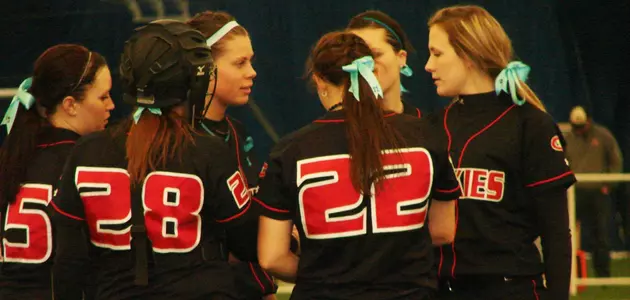 Kelly Laas Memorial huddle pic