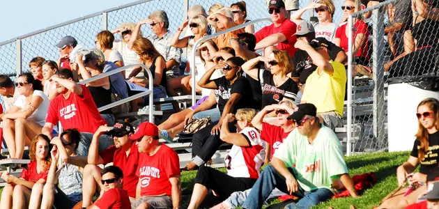 Husky football fans