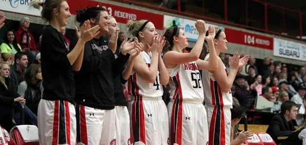 WBBBenchCelebrate