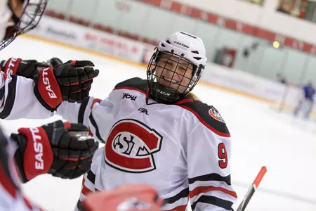 Lauren Hespenheide Women's Hockey
