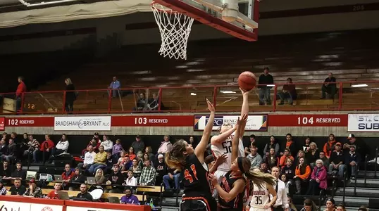 Karissa LeCaptain, basketball