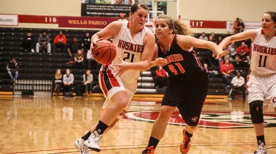 Lexy Petermann, basketball