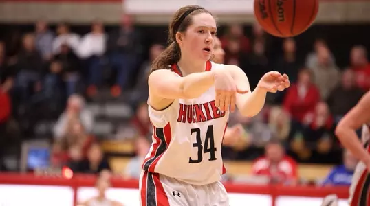 Chelsea Nooker, basketball