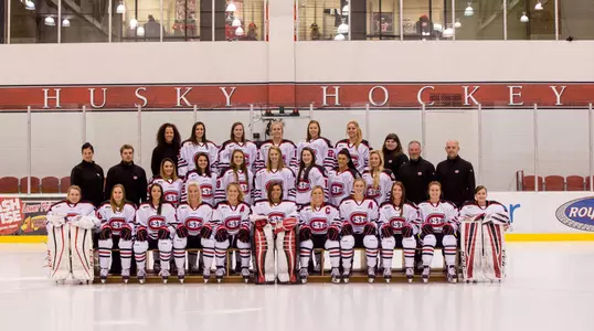 2016-17 SCSU Women's Hockey Photo
