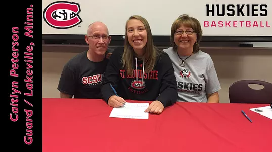 Caitlyn Peterson Signing