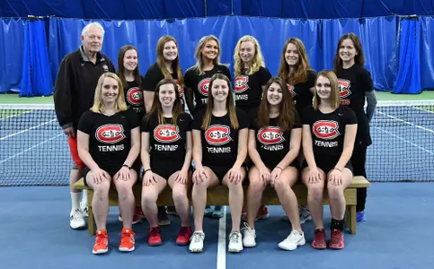 Women's Tennis 2019 Team Photo