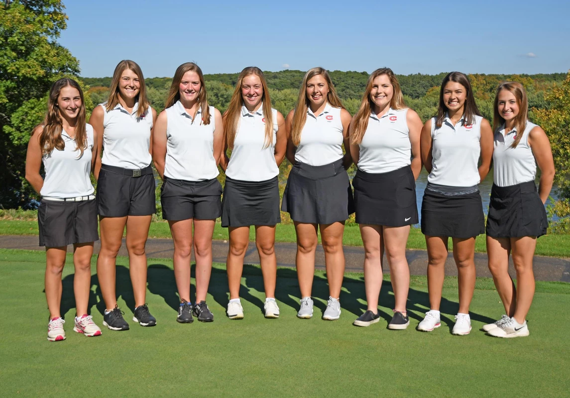 2019-20 SCSU Women's Golf Team Photo