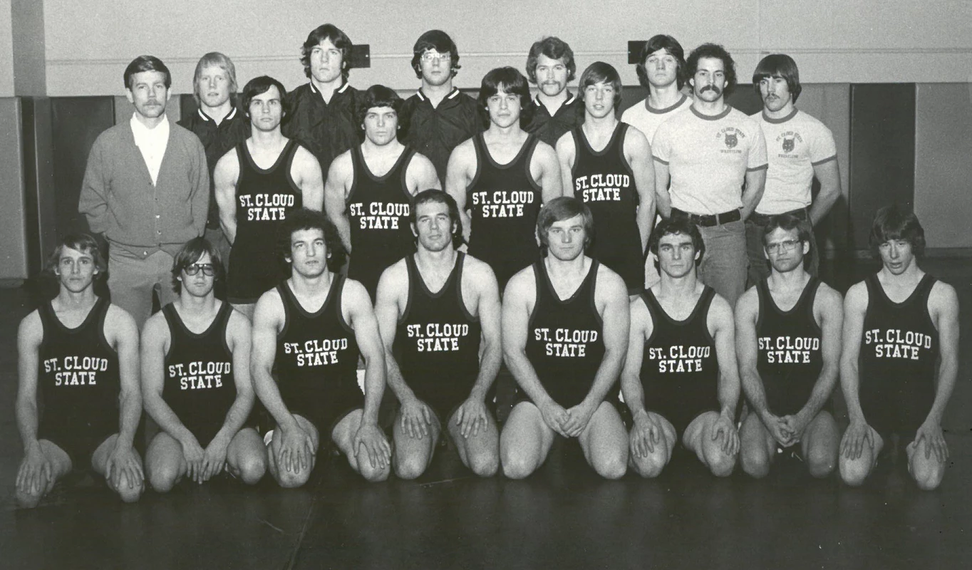 1975-76 Wrestling Team