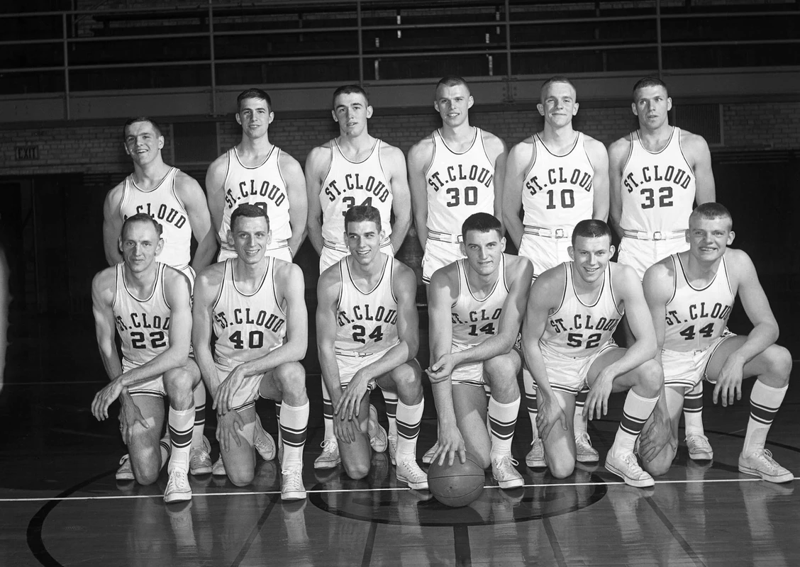 1963-64 SCSU Men's Basketball Team