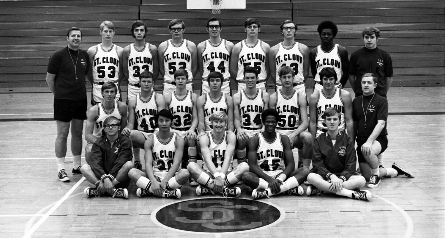 1971-72 SCSU Men's Basketball Team