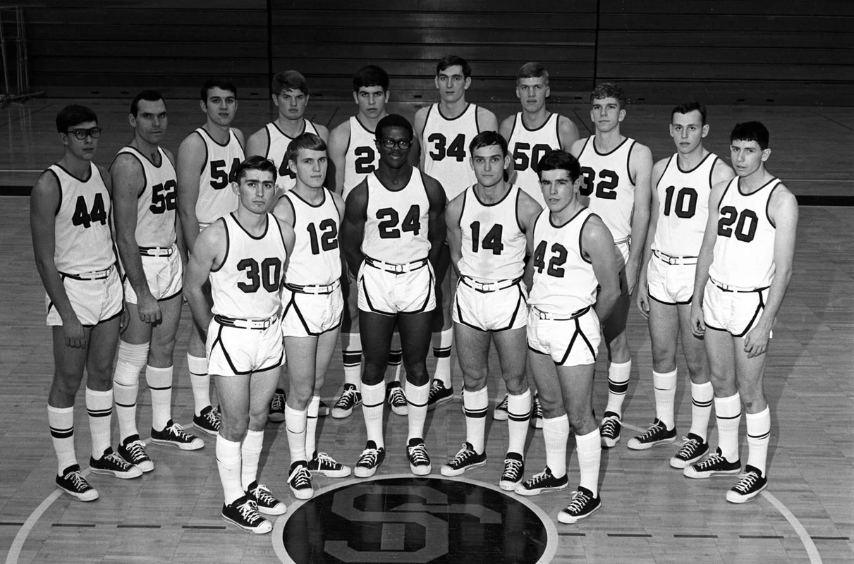 1968-69 SCSU Men's Basketball Team