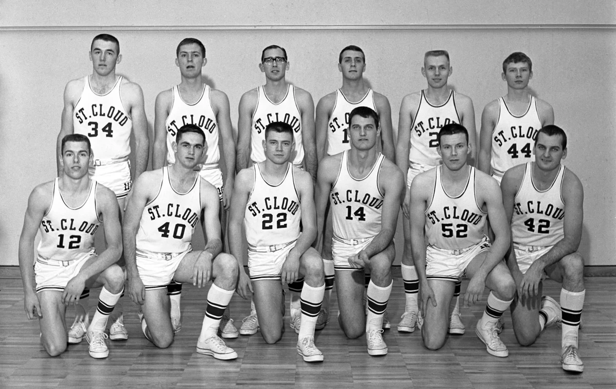 1965-66 Men's Basketball Team