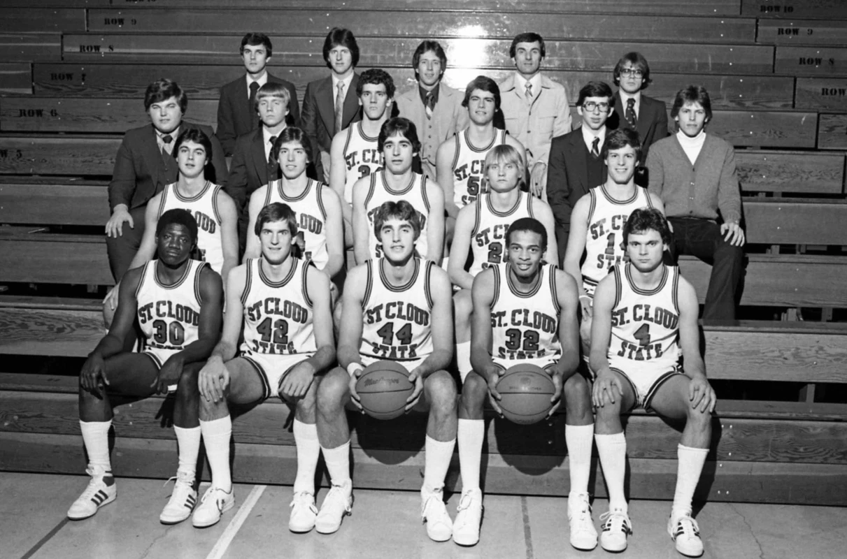 1981-82 SCSU Men's Basketball photo