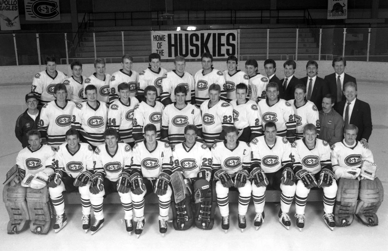 1988-89 SCSU hockey team photo